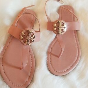 Tory burch sandals